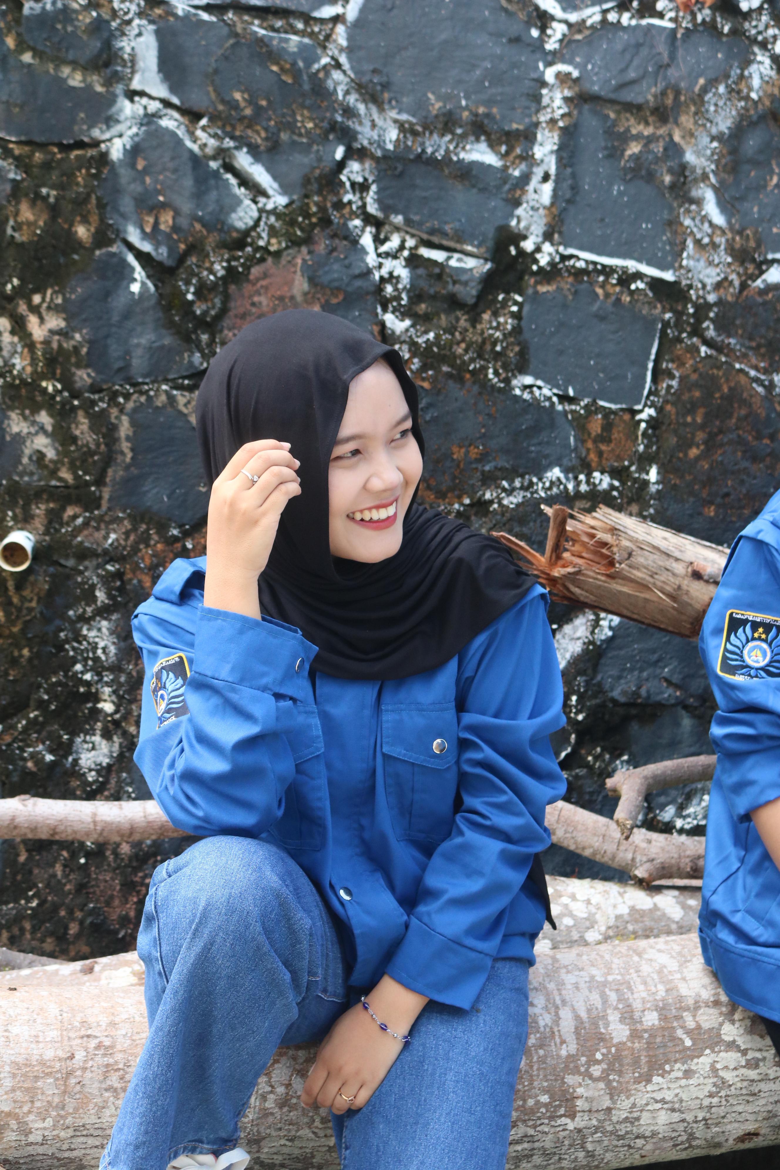 Putri Tri Afni